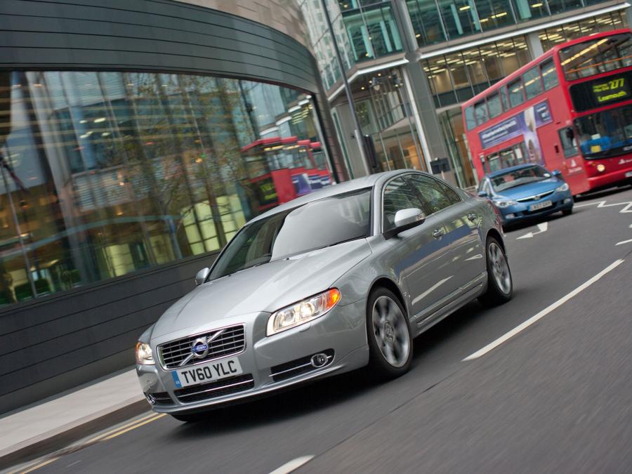  Volvo S80 D3 2009 года  (UK) (фото 5 из 8)